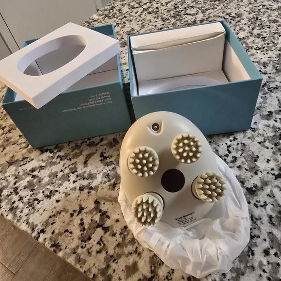 Electric Smart Scalp Massager Hero Hair Growth Head Massager Scalp NWT - Picture 3 of 6